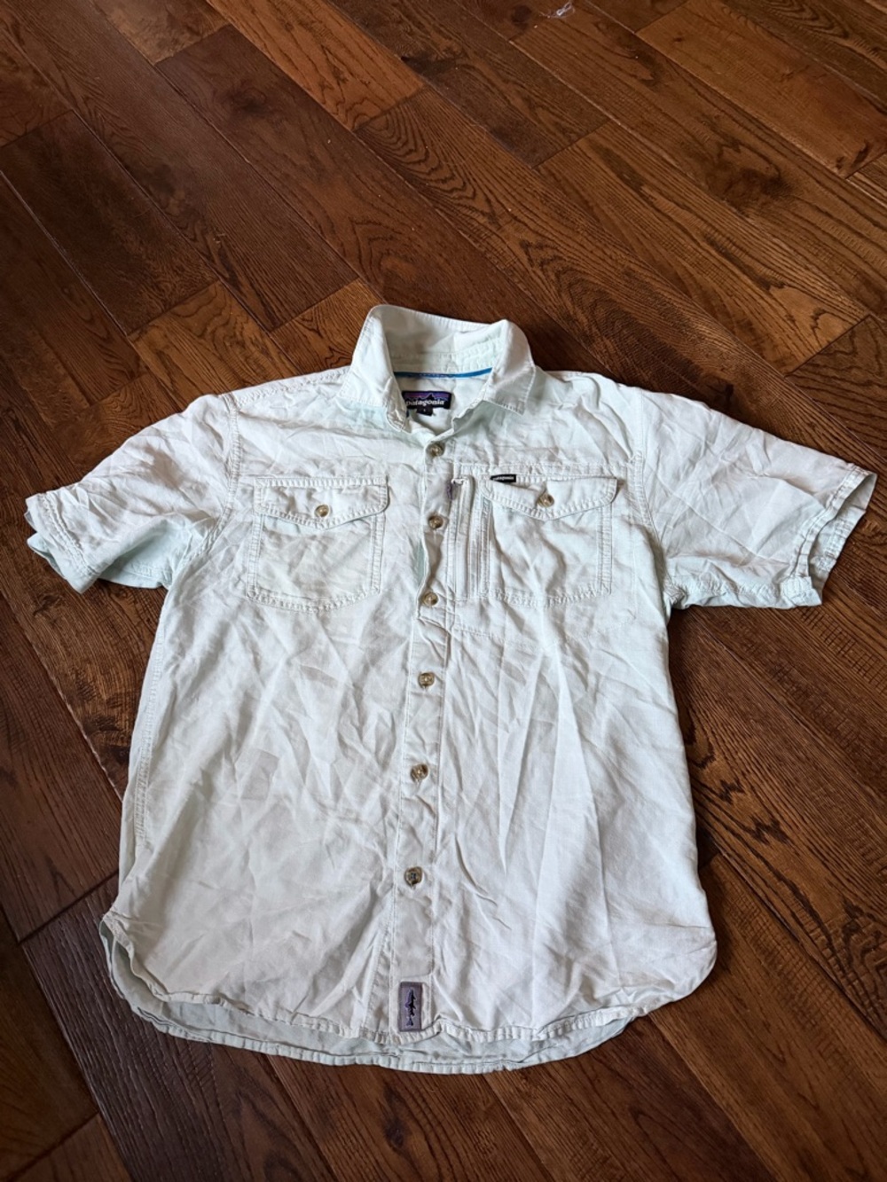 PATAGONIA Short-Sleeve Button-Up Shirt - Light Mint Green Women’s Size S